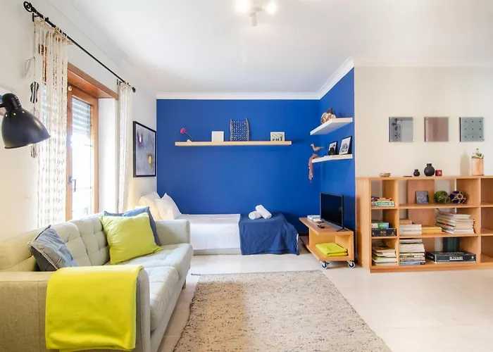 Leva Dmar نازاريه